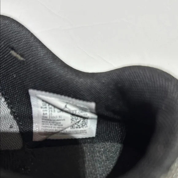 Boys Jordan Black and Gray Athletic Shoes - Picture 8 of 8